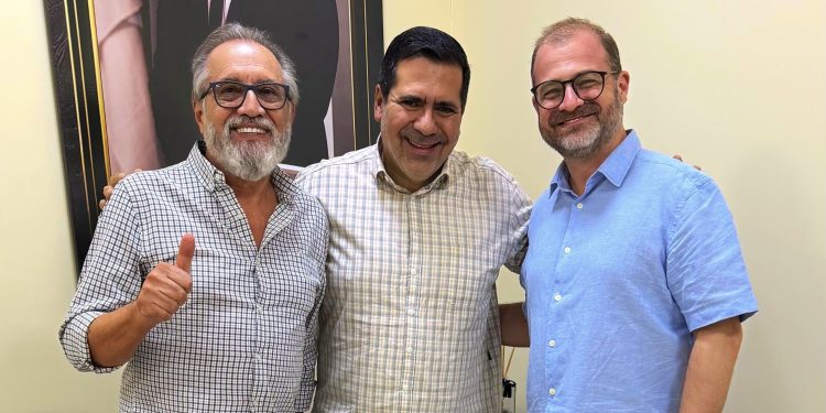 Ex-candidato a prefeito de Araguaína, dr. Hugo Mendes declara apoio a Marcus Marcelo