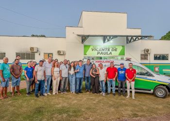 Marcus Marcelo entrega ambulância em Luzinópolis e soma 13 veículos para a saúde pública