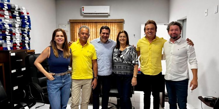 Ex-vereadora de Araguaína Cleide Melo e família declaram apoio ao deputado estadual Marcus Marcelo