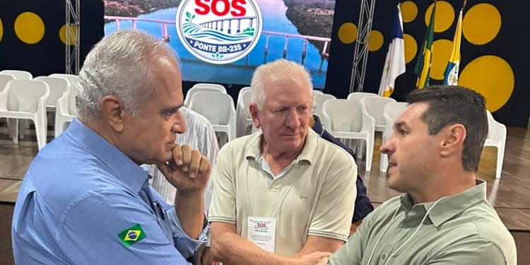 Maurício Buffon e Dari Fronza cobram solução urgente sobre interdição da ponte da BR-235 em Pedro Afonso