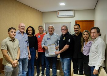 Laurez firma compromisso com a Polícia Civil e volta a defender autonomia da corporação