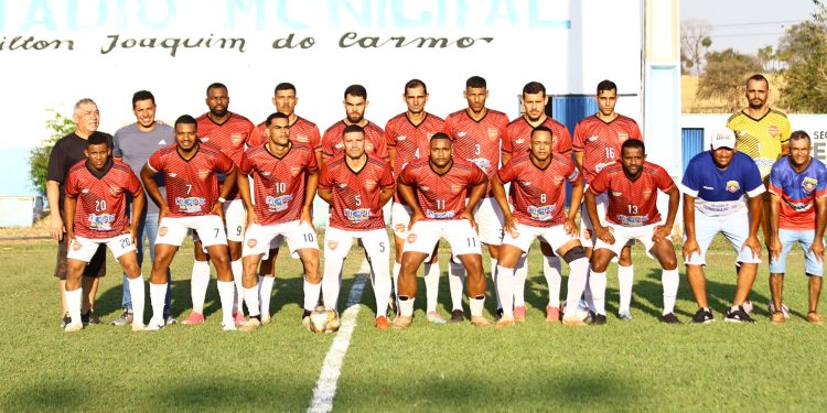 Combinado atropela Chapada da Natividade por 5 a 1, abre grande vantagem nas quartas do Copão Tocantins e Dione do Pastel celebra avanço do esporte no município