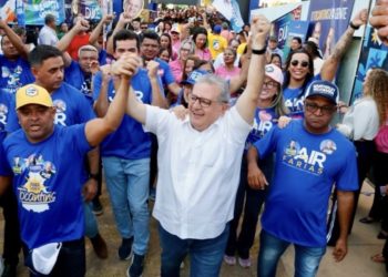 Jair Farias é ovacionado na convenção de Dorinha e recebe a maior aclamação entre os candidatos à Câmara Federal