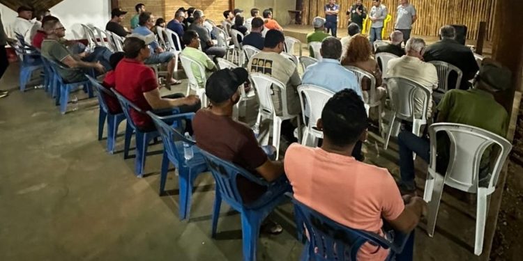 Em Santa Maria, Maurício Buffon e Dari Fronza recebem apoio e se comprometem em lutar por demandas da região na Câmara e na Assembleia