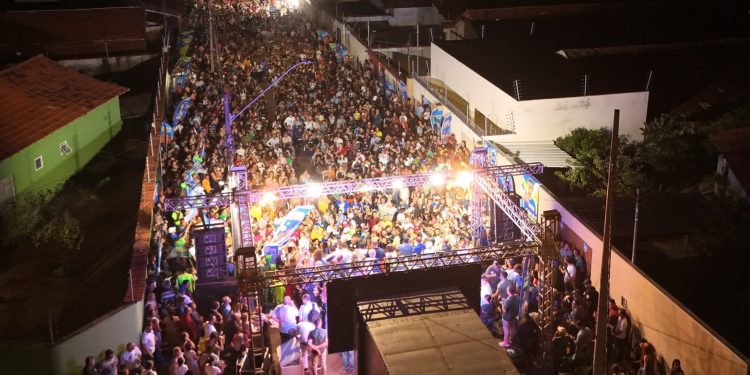 Marcus Marcelo reúne mais de 10 mil pessoas em grande reunião em Araguaína