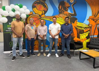 Prefeito Dione do Pastel cobra Energisa por agilidade em obra de rede elétrica para famílias do Setor Sol Nascente