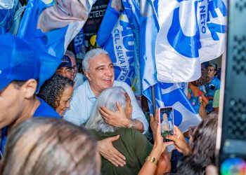 Em Dueré, Laurez volta às origens e realiza grande comício: “Quero ser governador para cuidar de quem mais precisa”