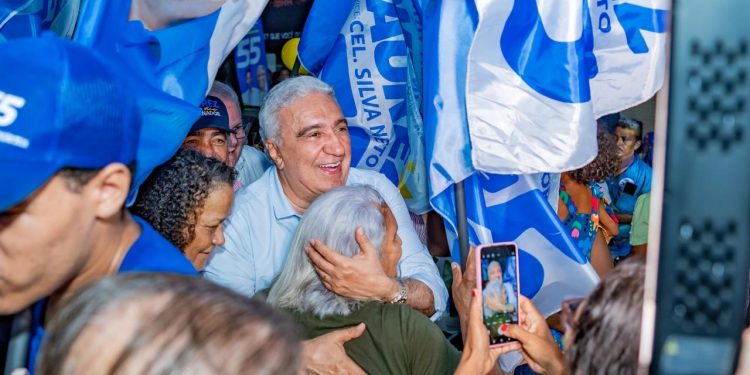 Em Dueré, Laurez volta às origens e realiza grande comício: “Quero ser governador para cuidar de quem mais precisa”