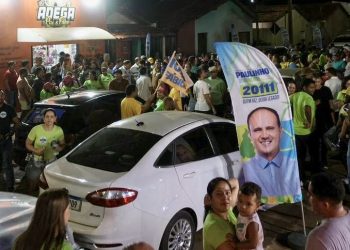 Tocantinópolis: Adesivaço de Paulinho do Bonifácio reúne grande público e movimenta ruas da cidade