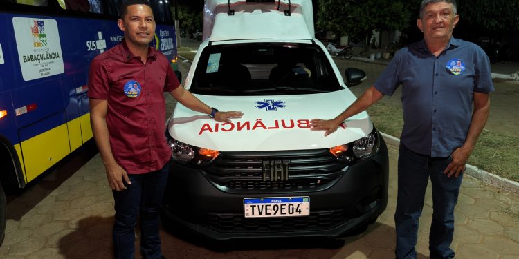 Com nova entrega em Babaçulândia, Marcus Marcelo chega à marca de 14 ambulâncias destinadas aos municípios do Tocantins