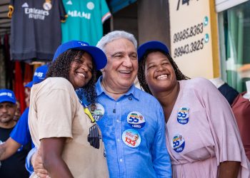 “Mãe não pode se acorrentar para conseguir tratamento para o filho”, diz Laurez Moreira no primeiro dia da Caravana Pra Frente Tocantins no Bico