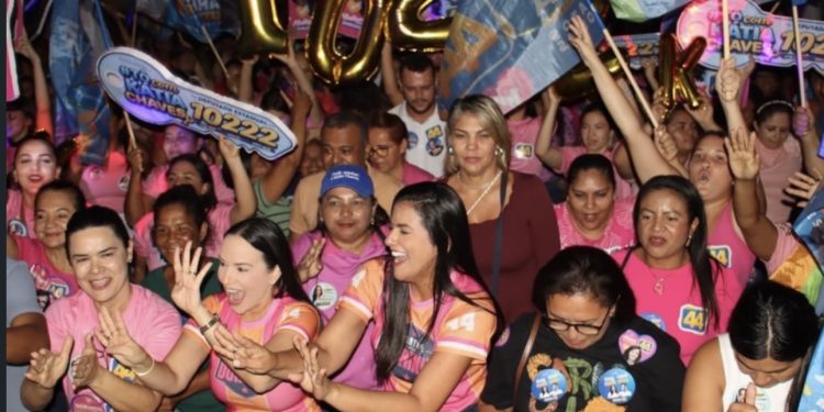 Kátia Chaves e Karynne Sotero arrastam multidão em caminhada por Tocantinópolis e reforçam mobilização na reta final da campanha