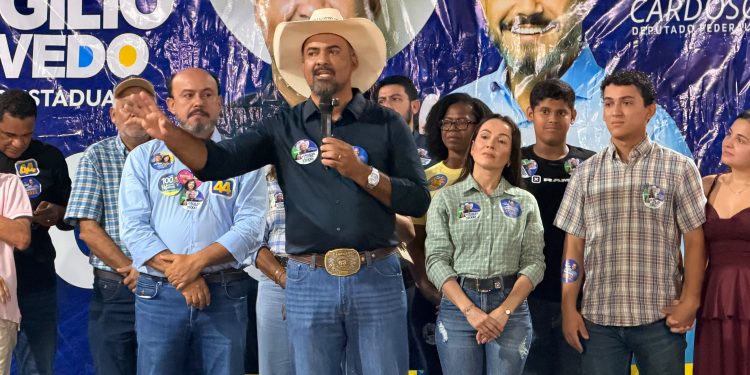 Virgílio Azevedo reúne centenas de pessoas em grande encontro político em Palmas e apresenta propostas para o agro e a regularização fundiária