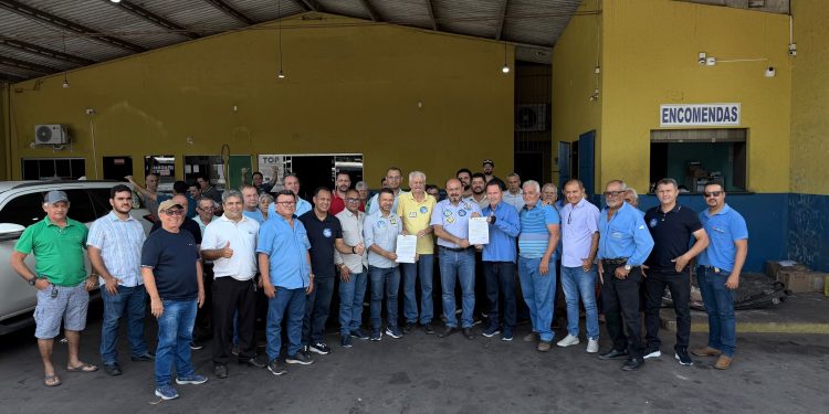 Marcus Marcelo recebe apoio de mais de 120 cooperados do transporte alternativo no Tocantins